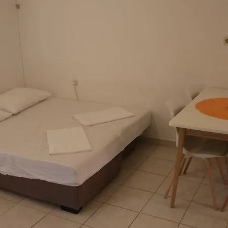 Tea Lägenhet Makarska